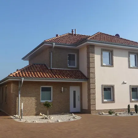 Am Yachthafen - Pier 30, Wunderschoene 2 Pers -whg * Harenerfaehr